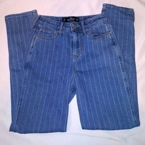 Hollister Ultra High Rise Denim Jeans Size 1R